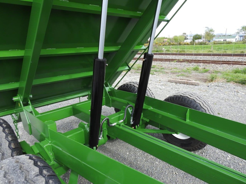 Tip Trailer More tipping power