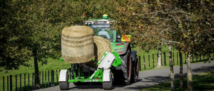 Hustler TX205 Chainless Bale feeder