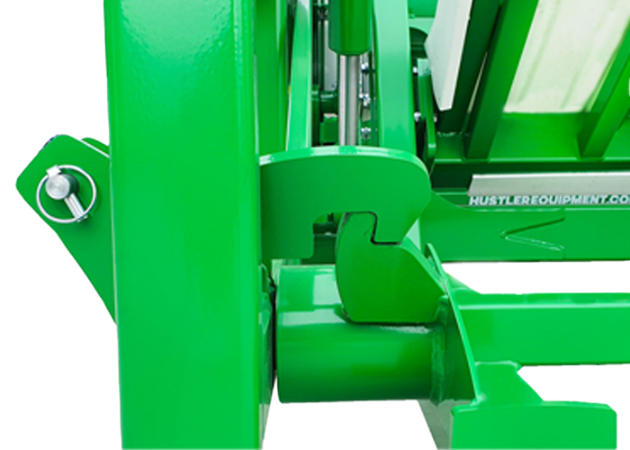 Snaplox™ automatic latching system