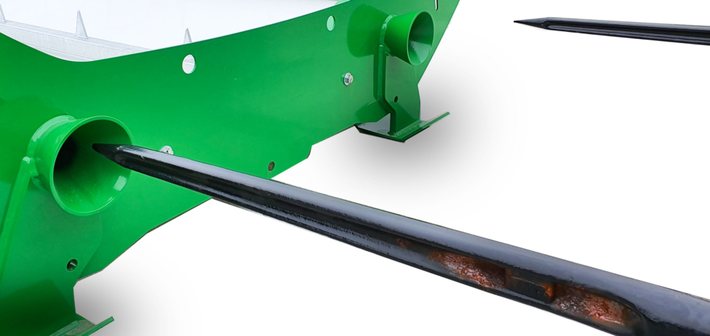 Desenrrolador HUSTLER-Unrolla-LM105-lanzas de pacas desiguales