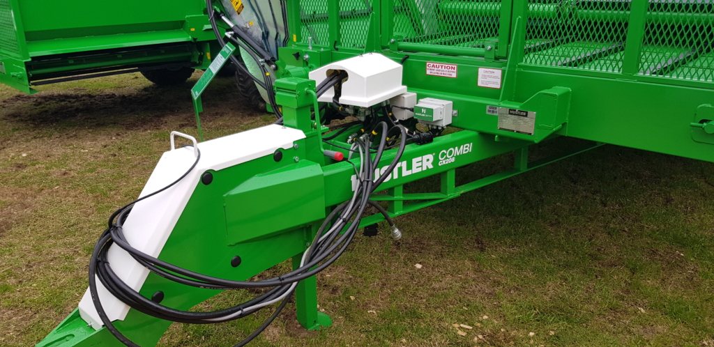 Combi Feeders Chainless Rear Floor -Scale Ready