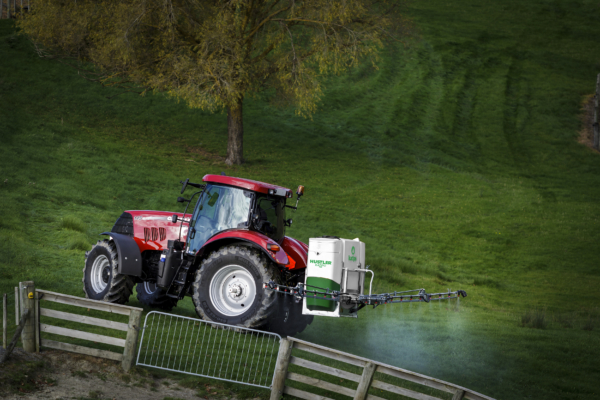 Katipo 1150 Mounted boom Sprayer in field