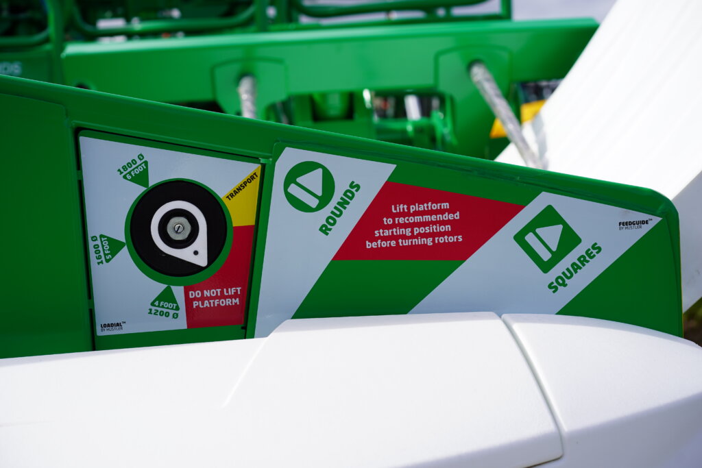 Hustler Chainless TX205 Bale Feeder Feed Guide