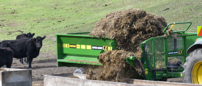Combi Feeders Chain Rear Floor - Accurate Feed Delivery