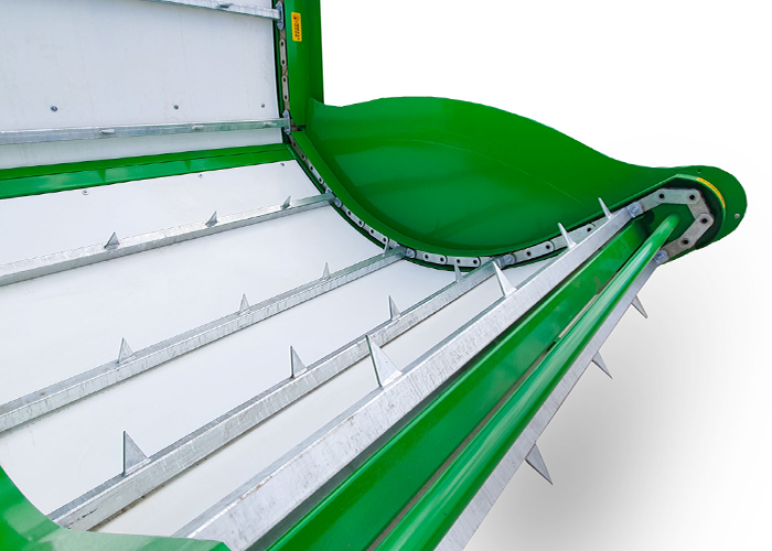 feed lot polthyene floor 700 500