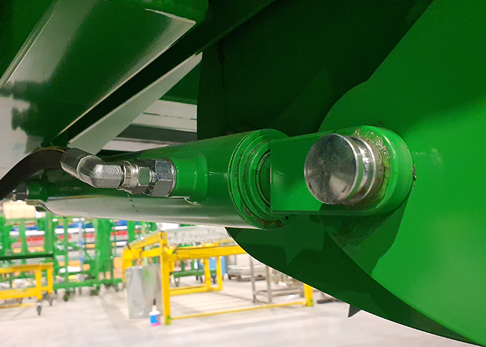 Single elevator rams 700 500