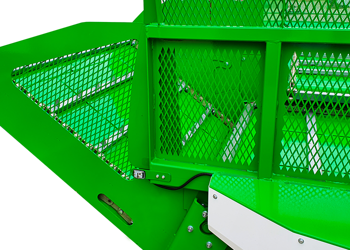 Hustler Combi CM elevator visibility 700 500