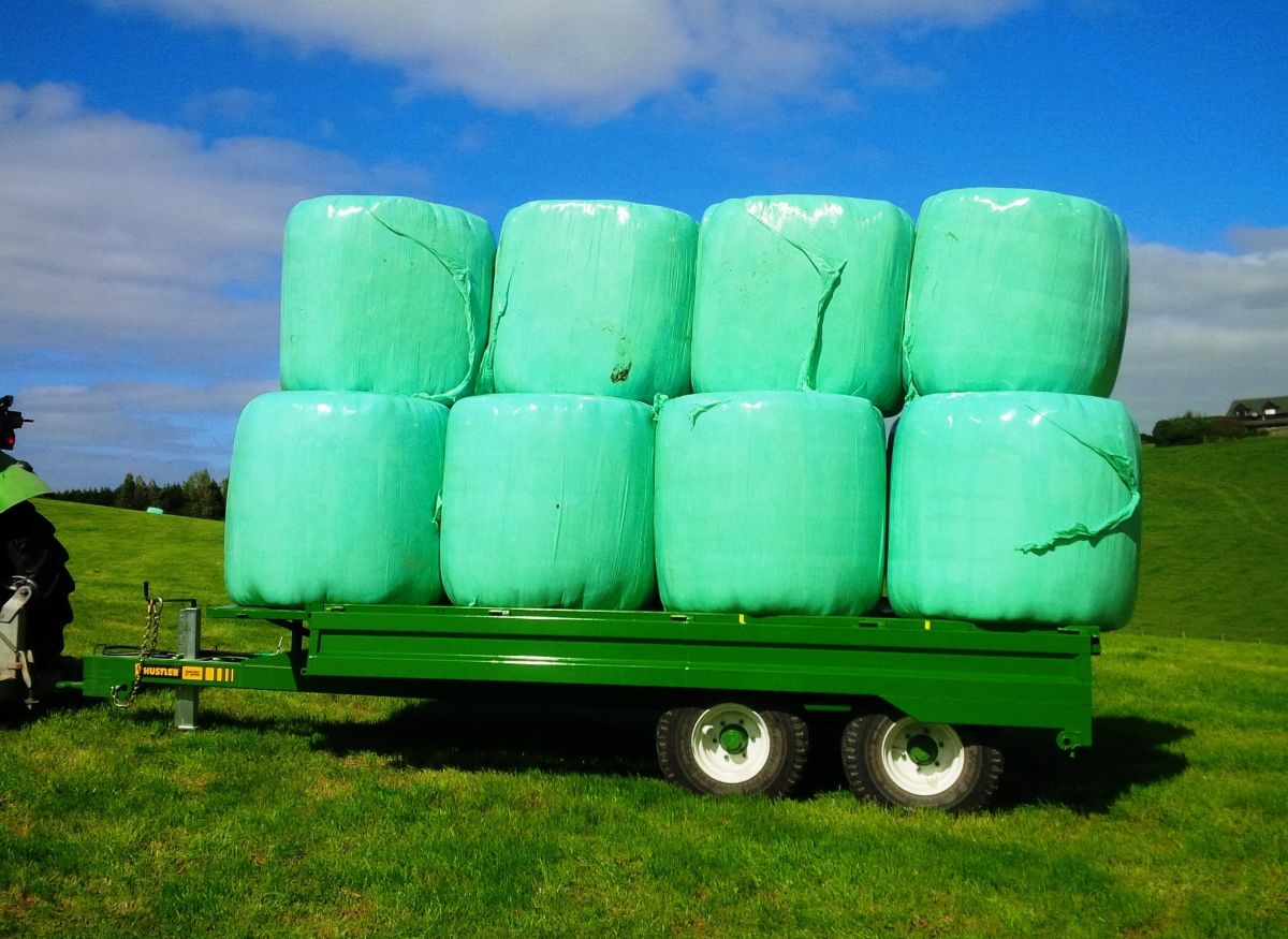 Hustler's new 8 ton trailer in action... built tough... to handle these 12x silage bales with ease-694891-edited.jpg