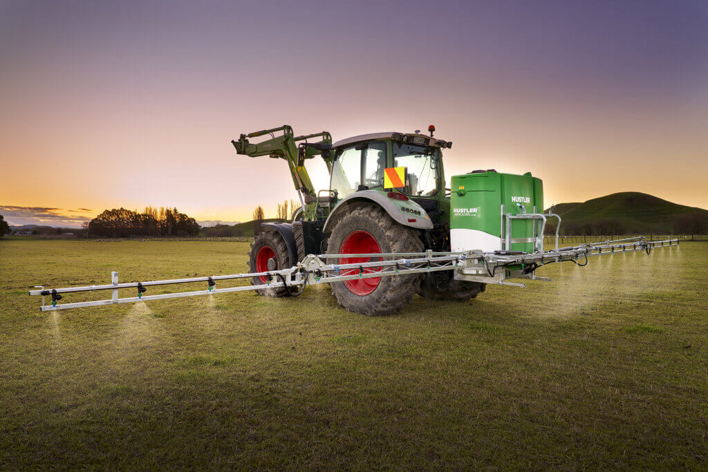 Hustler APPLIC8R LX1150 Sprayer