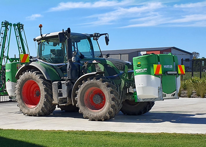 working 700 500