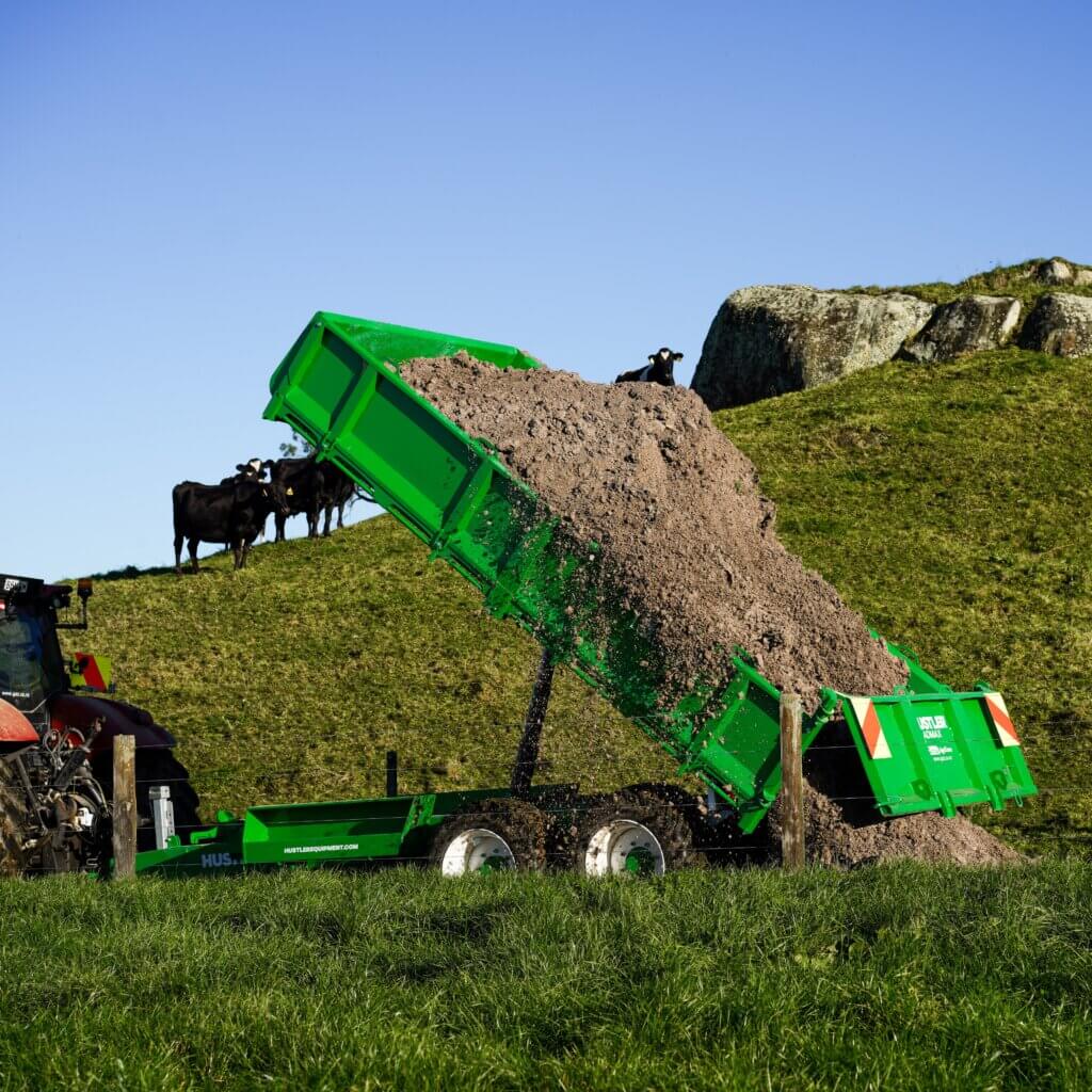 Hustler LoadMax TipTrailer TX114 Hero Square